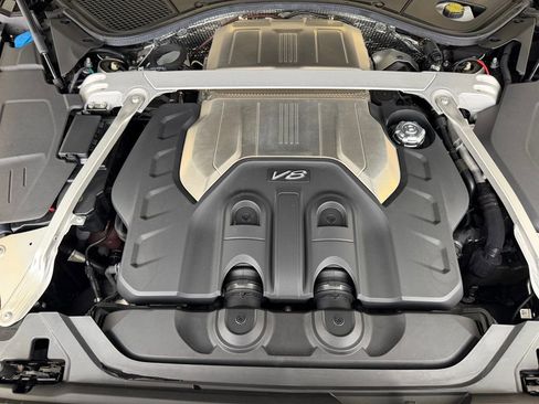 Used 2024 Bentley Flying Spur V8 AWD/4WD image 27