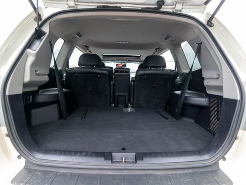 Used 2013 Toyota Highlander SE AWD/4WD image 38