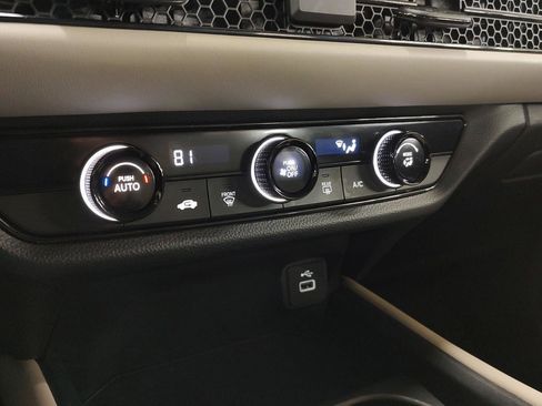 Used 2023 Honda HR-V LX image 8