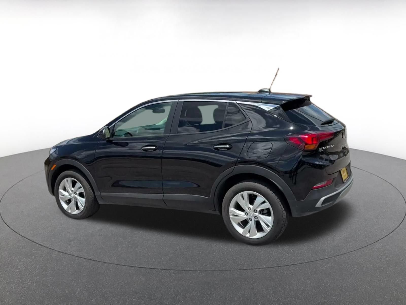 Used 2026 Buick Encore GX Preferred AWD/4WD image 9