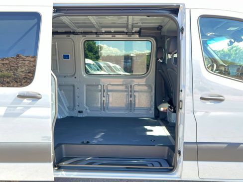 New 2025 Mercedes-Benz Sprinter 2500 image 17