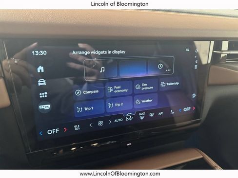 New 2026 Lincoln Navigator Reserve AWD/4WD image 56