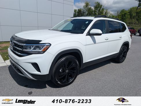 Used 2023 Volkswagen Atlas SE w/ Black Wheel Package AWD/4WD image 1