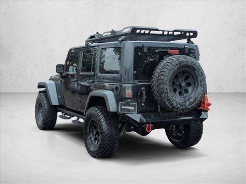 Used 2016 Jeep Wrangler Unlimited Rubicon w/ Connectivity Group AWD/4WD image 7