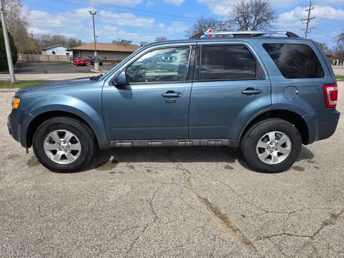Used 2011 Ford Escape Limited w/ Class II Trailer Tow Pkg image 5