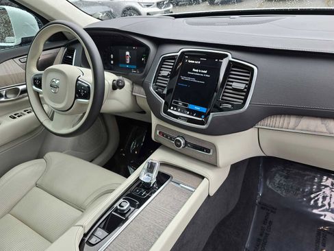 Certified 2023 Volvo XC90 T8 Ultimate w/ Lounge Package image 10