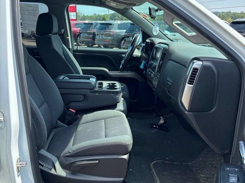 Used 2019 Chevrolet Silverado 1500 LT w/ All Star Edition AWD/4WD image 6