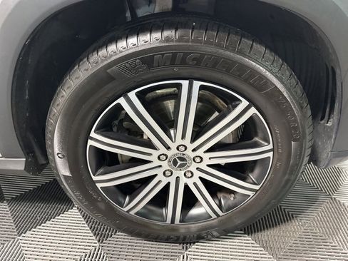 Used 2025 Mercedes-Benz GLE 350 4MATIC image 9