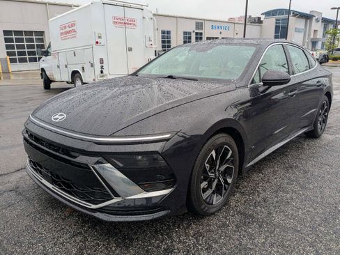 Used 2025 Hyundai Sonata SEL FWD image 7