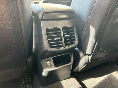 Used 2023 Kia Seltos SX w/ SX Sunroof Package AWD/4WD image 13