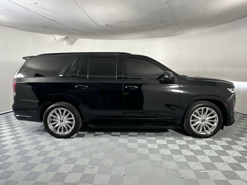 Used 2023 Cadillac Escalade Premium Luxury w/ Performance Package AWD/4WD image 9