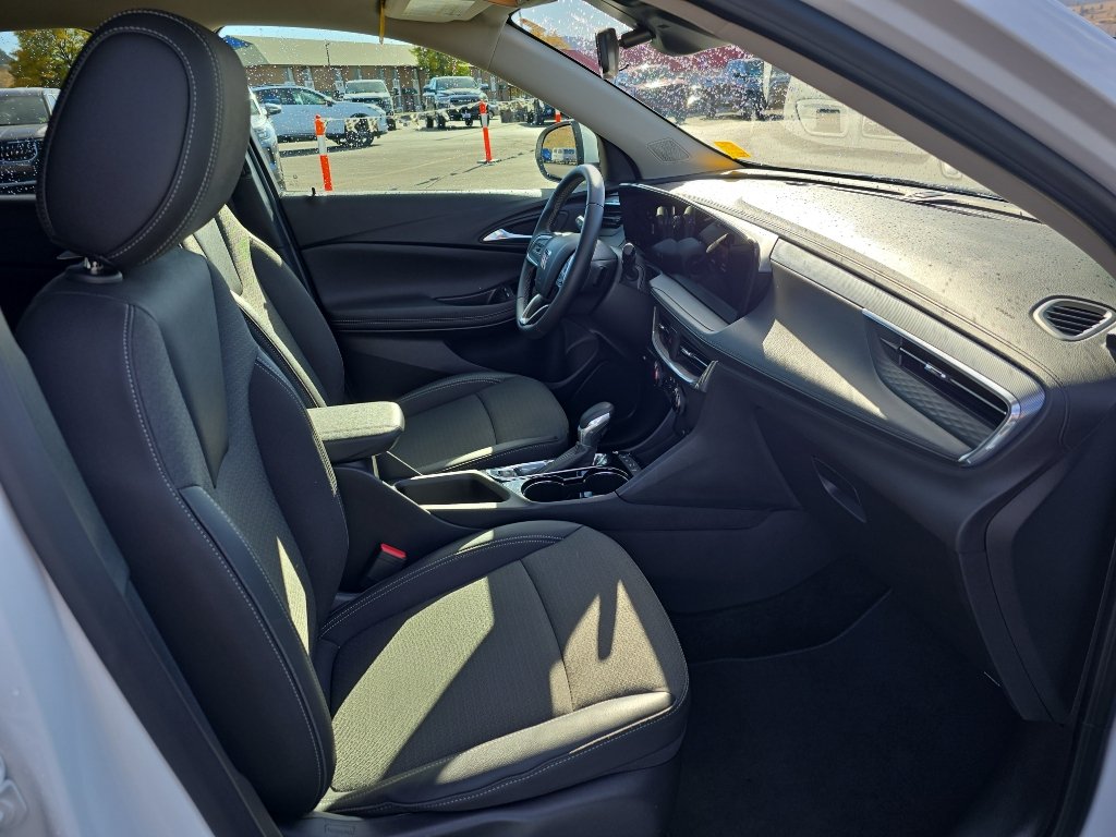 Certified 2026 Buick Encore GX Preferred AWD/4WD image 24