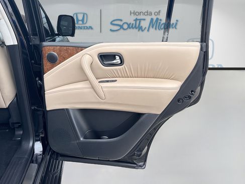 Used 2022 Nissan Armada SL image 33