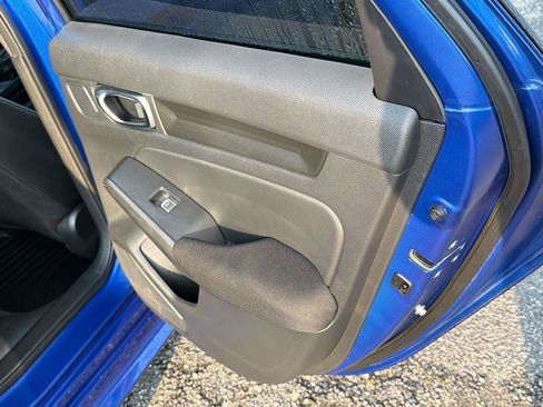 Used 2022 Honda Civic Sport image 18