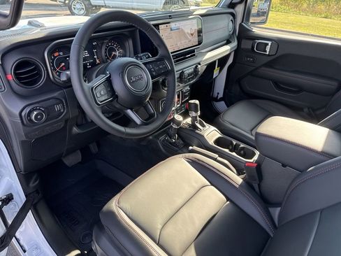 New 2026 Jeep Wrangler Rubicon image 27