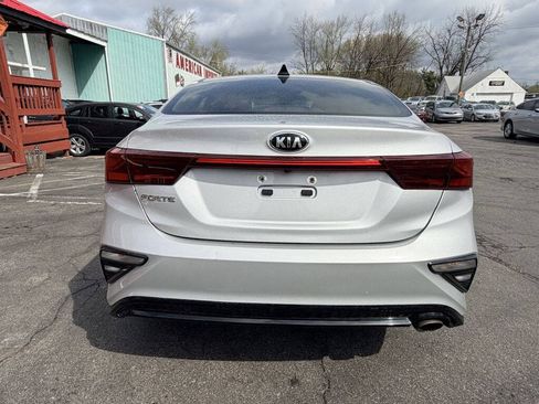 Used 2021 Kia Forte LXS FWD image 4