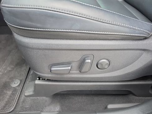 Used 2024 Kia Telluride S FWD image 16