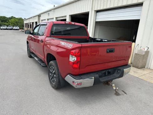 Used 2014 Toyota Tundra SR5 w/ TRD Off Road Package AWD/4WD image 14
