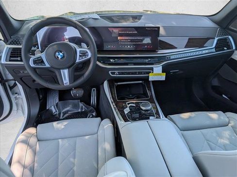New 2026 BMW X5 xDrive40i w/ M Sport Package AWD/4WD image 19
