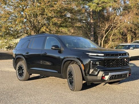 New 2026 Chevrolet Traverse Z71 w/ Enhanced Driving Package image 6