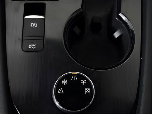 Used 2024 Nissan Rogue SL w/ SL Premium Package image 33