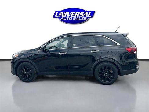 Used 2020 Kia Sorento S image 4