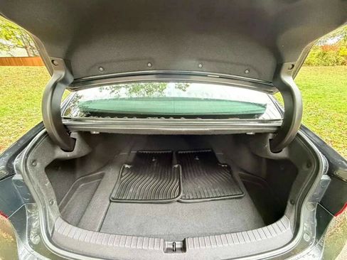 Used 2015 Acura TLX image 18