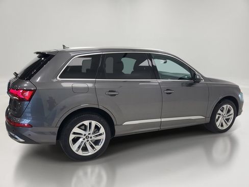 Used 2023 Audi Q7 2.0T Premium Plus w/ Premium Plus Package AWD/4WD image 5