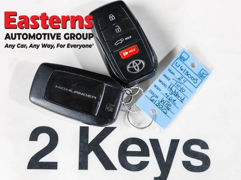 Used 2024 Toyota Highlander Platinum AWD/4WD image 30
