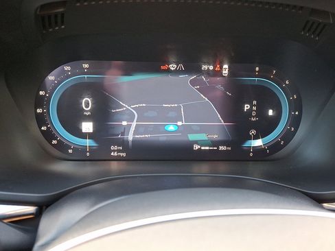 Used 2025 Volvo XC60 B5 Plus image 20