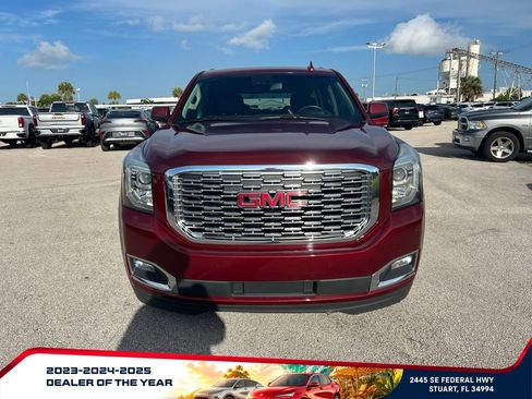 Used 2019 GMC Yukon Denali w/ Denali Ultimate Package AWD/4WD image 2