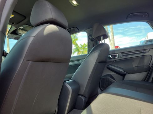Certified 2025 Honda Civic Sport image 12