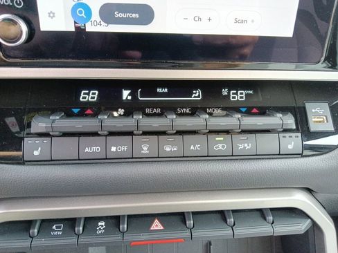 Used 2025 Toyota Sequoia SR5 RWD image 23
