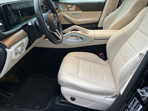 Certified 2023 Mercedes-Benz GLS 450 4MATIC image 22