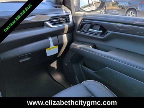 New 2026 GMC Yukon XL Elevation w/ LPO, Elevation Black Package AWD/4WD image 19