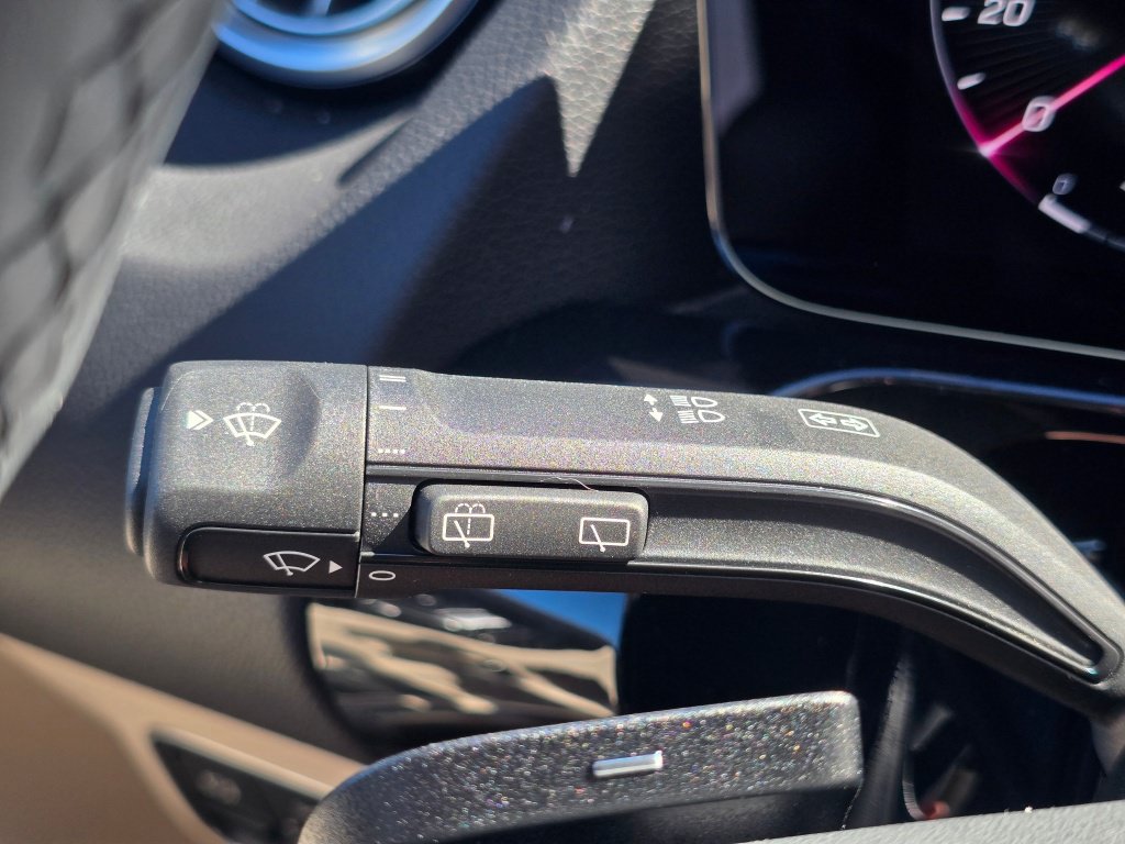 New 2026 Mercedes-Benz GLA 250 4MATIC image 39
