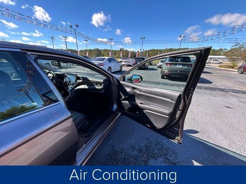 Used 2024 Toyota Camry XSE image 23