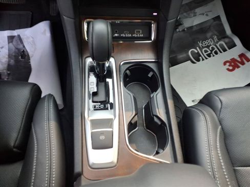 Used 2023 Subaru Ascent Touring AWD/4WD image 13