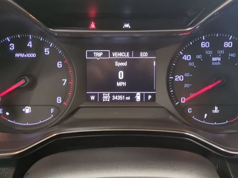 Used 2022 Chevrolet TrailBlazer LT AWD/4WD image 8