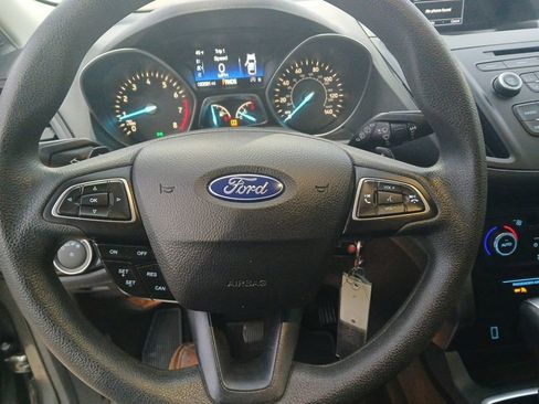 Used 2017 Ford Escape SE image 14