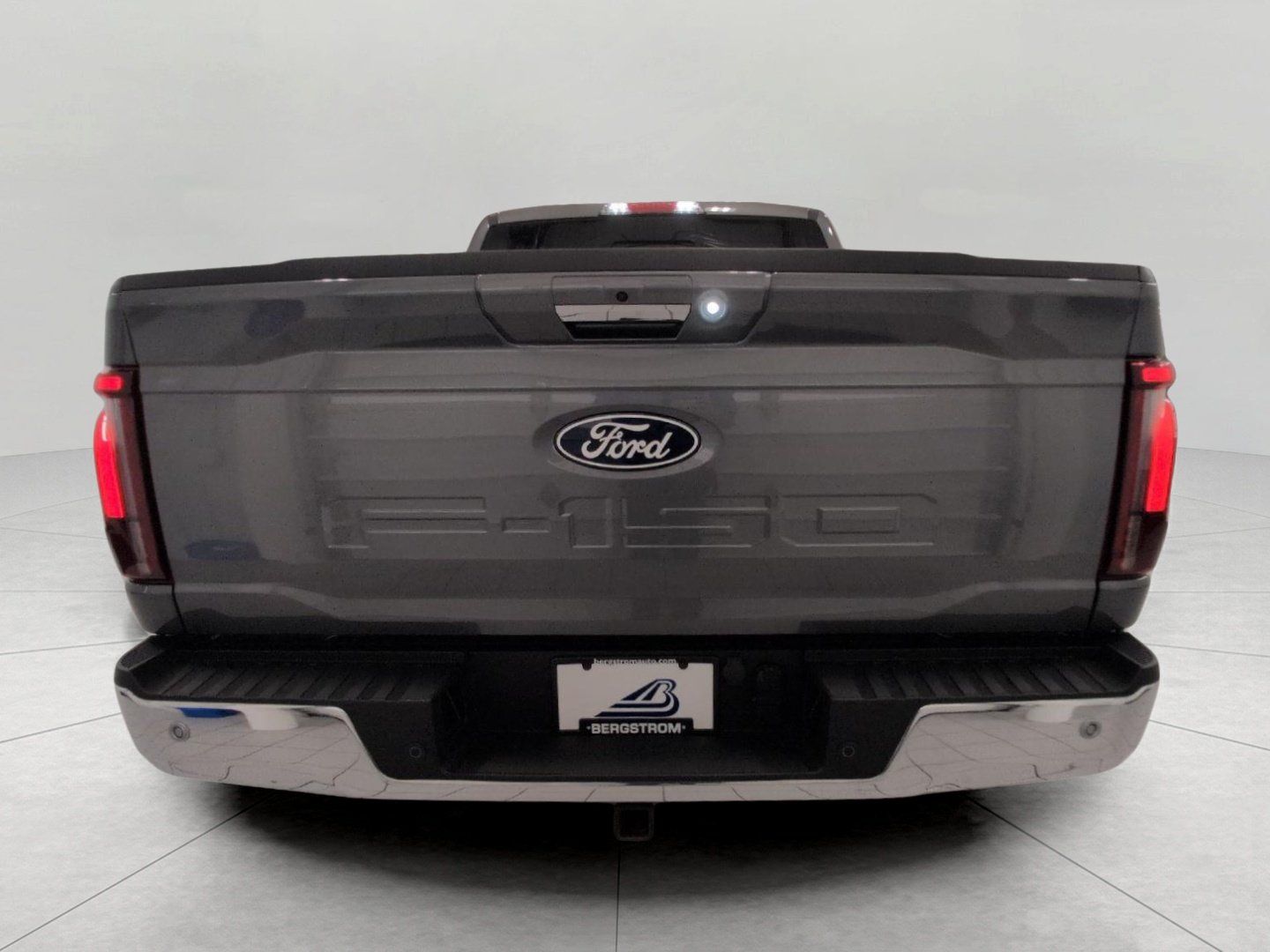 Used 2024 Ford F150 Lariat w/ Tow/Haul Package AWD/4WD image 23