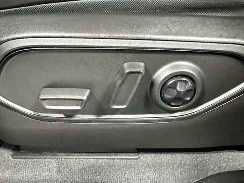 Used 2022 Jeep Grand Cherokee L Limited w/ Trailer Tow Group (B) image 22