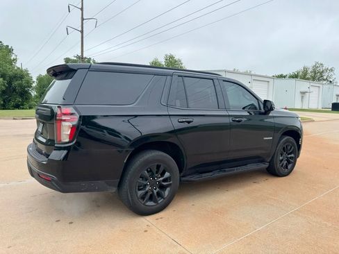 Used 2024 Chevrolet Tahoe LT w/ Luxury Package RWD image 5