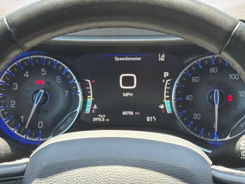 Used 2020 Chrysler Pacifica Touring-L Plus FWD image 14