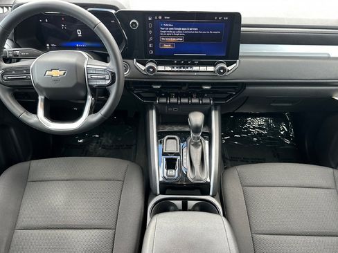 Used 2024 Chevrolet Colorado LT w/ LT Convenience Package image 12