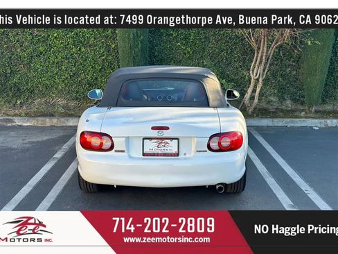 Used 2004 MAZDA MX-5 Miata Convertible 2D w/ Convenience Pkg image 7