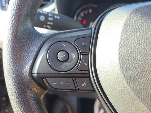 Used 2024 Toyota RAV4 XLE w/ Convenience Package image 18