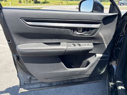 Used 2025 Honda CR-V Sport image 18