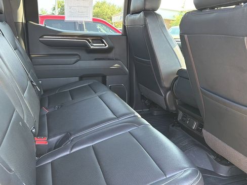 Used 2024 GMC Sierra 1500 SLE w/ Preferred Package AWD/4WD image 12