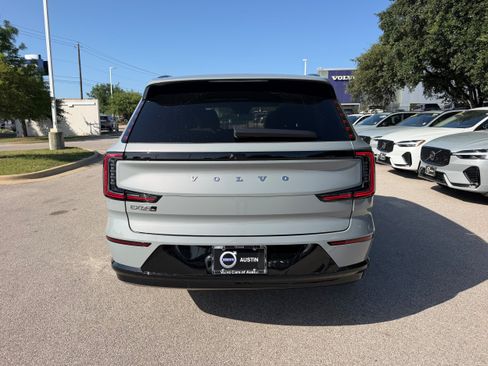 New 2026 Volvo EX90 Plus AWD/4WD image 5